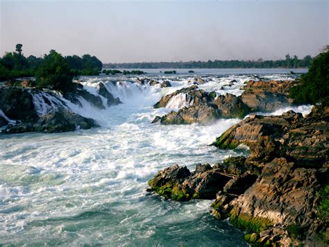 Waterfall & Dolphin: Stung Treng Cambodia