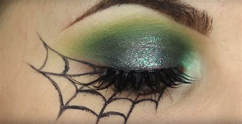 8 Easy Halloween Makeup Tutorials For the Cheap & Lazy - Galore