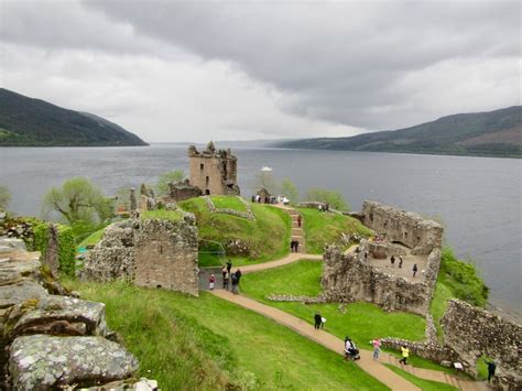 Hiking in Glen Affric, Scotland: The Loch Affric Circuit - Away With Maja