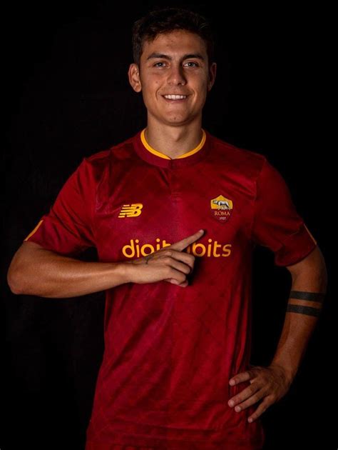 Gallery: 15 great shots of Dybala in the Roma kit! - AS Roma