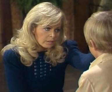 Sally Struthers/Gloria & Christopher Johnston/Joey - Sitcoms Online ...