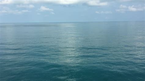 Endless Lines Of Ocean Swell, Waves Rolling In At The Gold Coast ...