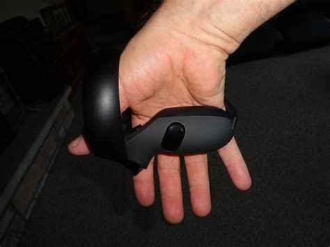 Oculus Controller Custom Strap Grip : 6 Steps - Instructables