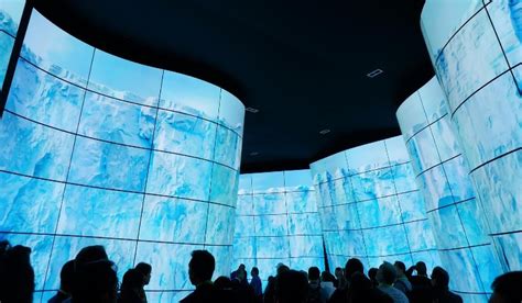 Display Technology: The OLED Wave and Other Exciting Trends