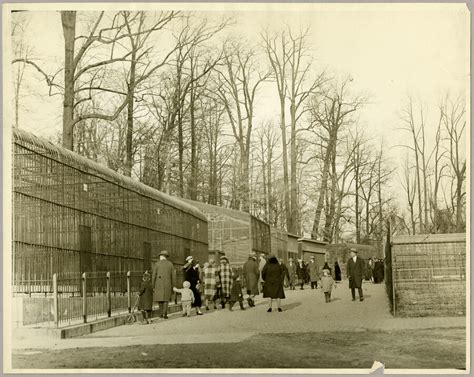 Baltimore Zoo visitors – Maryland Center for History and Culture