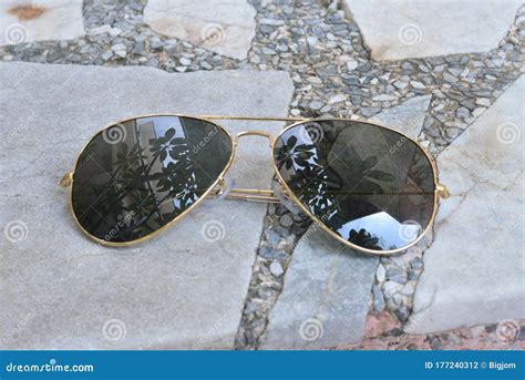 Gold Frame Aviator Black Sunglasses Stock Photo - Image of closeup ...