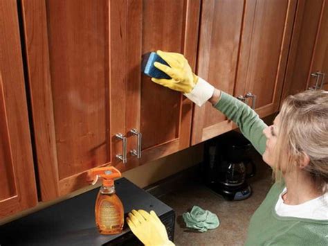 How To Clean Your Wooden Kitchen Cabinets Without Damaging Them | Grandma's Things