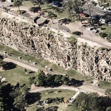 Kangaroo Point Cliffs in Kangaroo Point, Australia (Bing Maps)