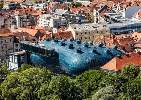 The Best Kunsthaus Graz Art Museum (Kunsthaus Graz) Tours & Tickets ...