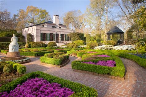 The Cottage Shop at Bayou Bend | The Museum of Fine Arts, Houston