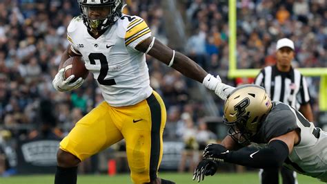 Iowa at Purdue football: Hawkeyes dominate Boilermakers