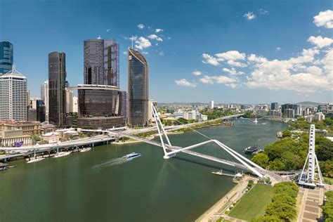 Brisbane's newest pedestrian bridge complete | ArchitectureAu