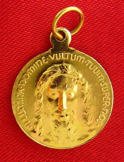 Vintage HOLY FACE OF JESUS Medal Gold-tone SHROUD OF TURIN Religious ...