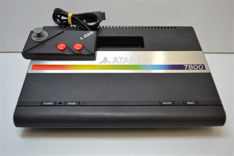 Atari 7800 - Console