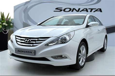 Hyundai Officially Debuts Korean-Market 2010 Sonata in Seoul