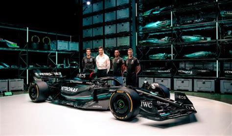 Wolff says new Mercedes W14 F1 car will change a bit soon