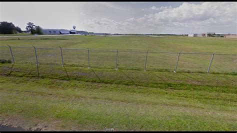 Plane makes emergency landing at Pearland airport | khou.com