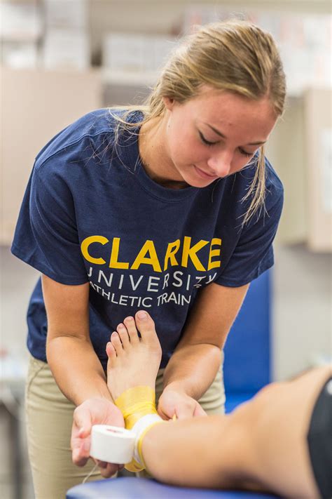 Athletic Training Bachelor's Degree to be a Professional Athletic Trainer - Clarke University