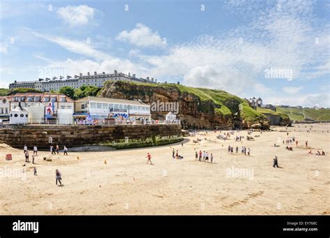 Whitby, West Cliff Beach Stock Photo - Alamy