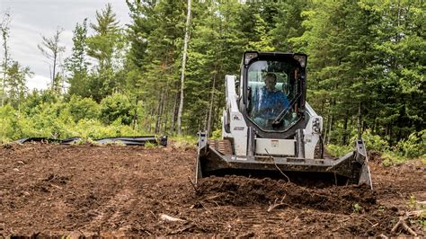 Bobcat T770 Track Loader | Delecca's