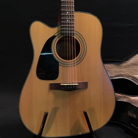 FENDER ACOUSTIC/ELECTRIC LEFT HANDED GUITAR, MODEL DG-10CELH NS, COMES WITH HARD SHELL CASE