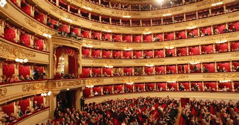 Grande trionfo della Prima alla Scala di Milano, ovazioni per Mattarella