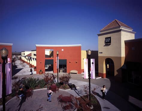 Folsom Premium Outlets, Folsom | Roadtrippers