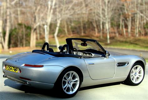 Bmw Z8 James Bond - amazing photo gallery, some information and specifications, as well as users ...