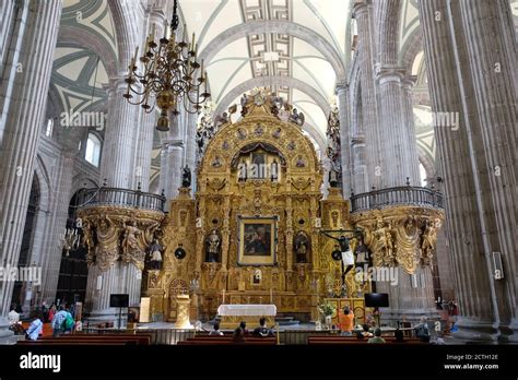 Mexico city metropolitan cathedral interior hi-res stock photography ...