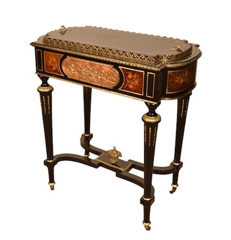 Your Guide to Victorian Furniture - Regent Antiques