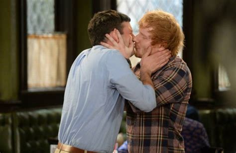 Ed Sheeran snogs a dude during Undateable's live episode | Metro News