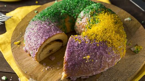 Mardi Gras King Cake Recipe