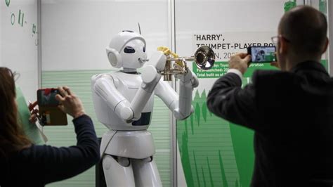 London Science Museum reveals evolution of robotics