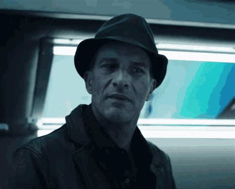 The Expanse Detective Miller GIF - The Expanse Detective Miller Josephus Miller - Discover ...