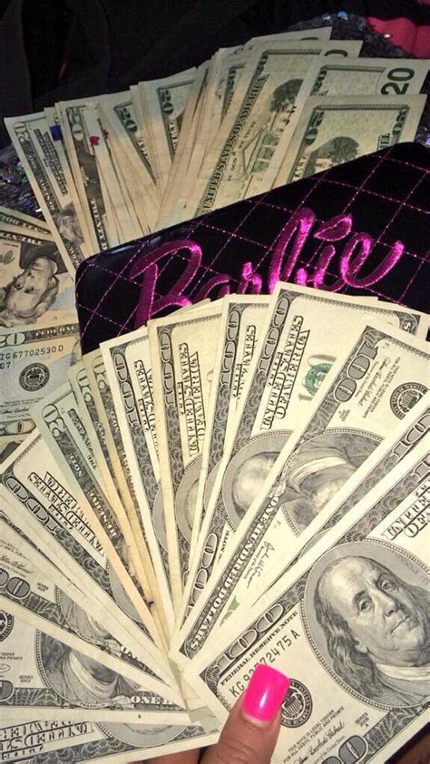 Baddie Girly Money Wallpaper - Image about girl in pink shit by pinky_bubble, Baddie girly money ...