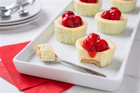These Adorable Mini Cheesecakes Have Individual Nilla Wafer Crusts ...