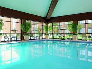 Pet Friendly Hotels Syracuse, NY - DoubleTree by Hilton Hotel Syracuse