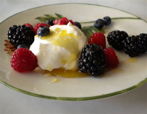 Greek Yogurt (Yogurt Cheese) with Honey and Berries - Polish Housewife