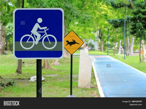 Bicycle Road Sign On Image & Photo (Free Trial) | Bigstock