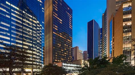 Hotels in Downtown Dallas- Hilton Garden Inn Downtown Dallas