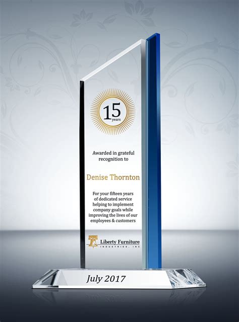 Pinnacle Years of Service Award Plaque | Award plaques, Service awards ...