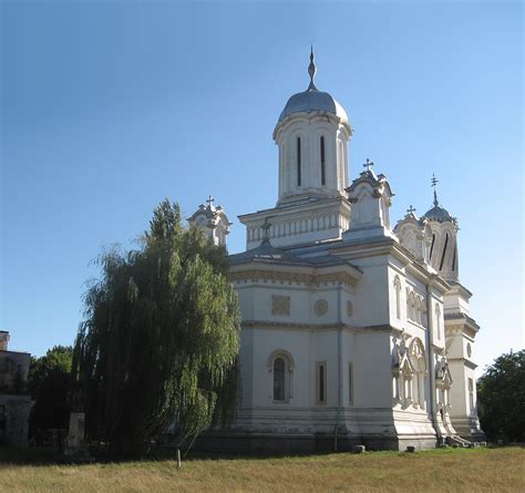 File:TurnuMagurele-Romania Church.jpg - Wikipedia