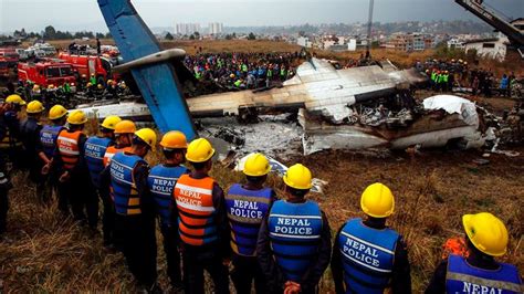 NEPAL. Al menos 50 los muertos en accidente aéreo en Nepal