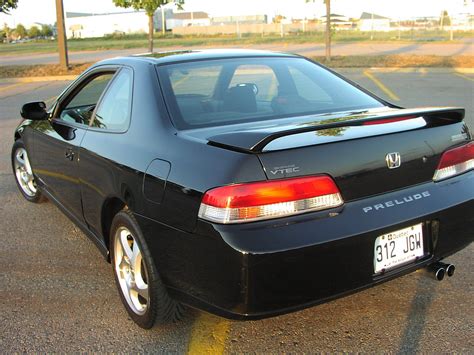 1998 Honda Prelude - Information and photos - MOMENTcar