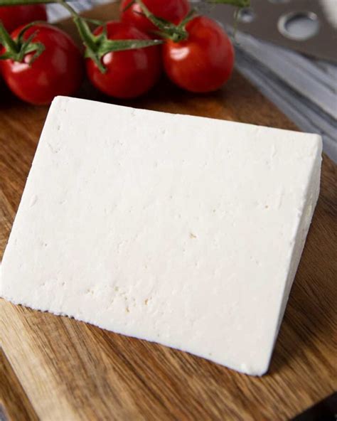 What is Stracchino Cheese? - Food and Journeys®