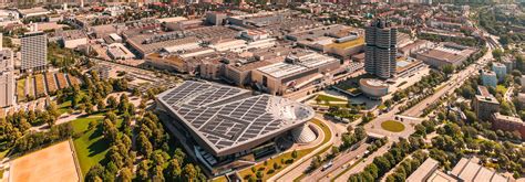 BMW Munich Plant Goes All-In on Electric: A New Chapter in Bavarian ...