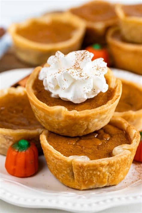 Easiest Mini Pumpkin Pies EVER - Crazy for Crust