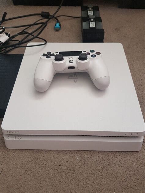 White ps4 slim 500gb plus 2tb seagate external hard drive. | in Woodley, Berkshire | Gumtree