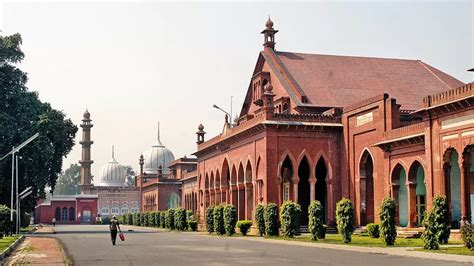 'Save AMU Day': Aligarh Muslim University Teachers Stage Dharna Over VC Appointment