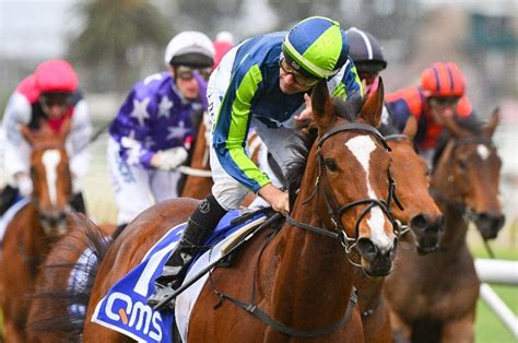 Sandown Racing Tips For 22 January 2020 - Is it last chance for Bam?